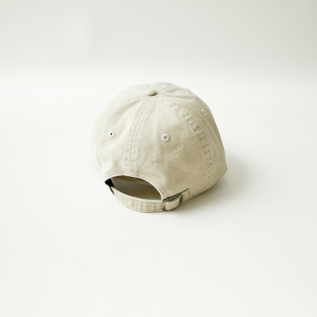 NEW ERA [ニューエラ] 別注 9TWENTY アシッドウォッシュ加工キャップ [14667309-JF] OFF WHITE