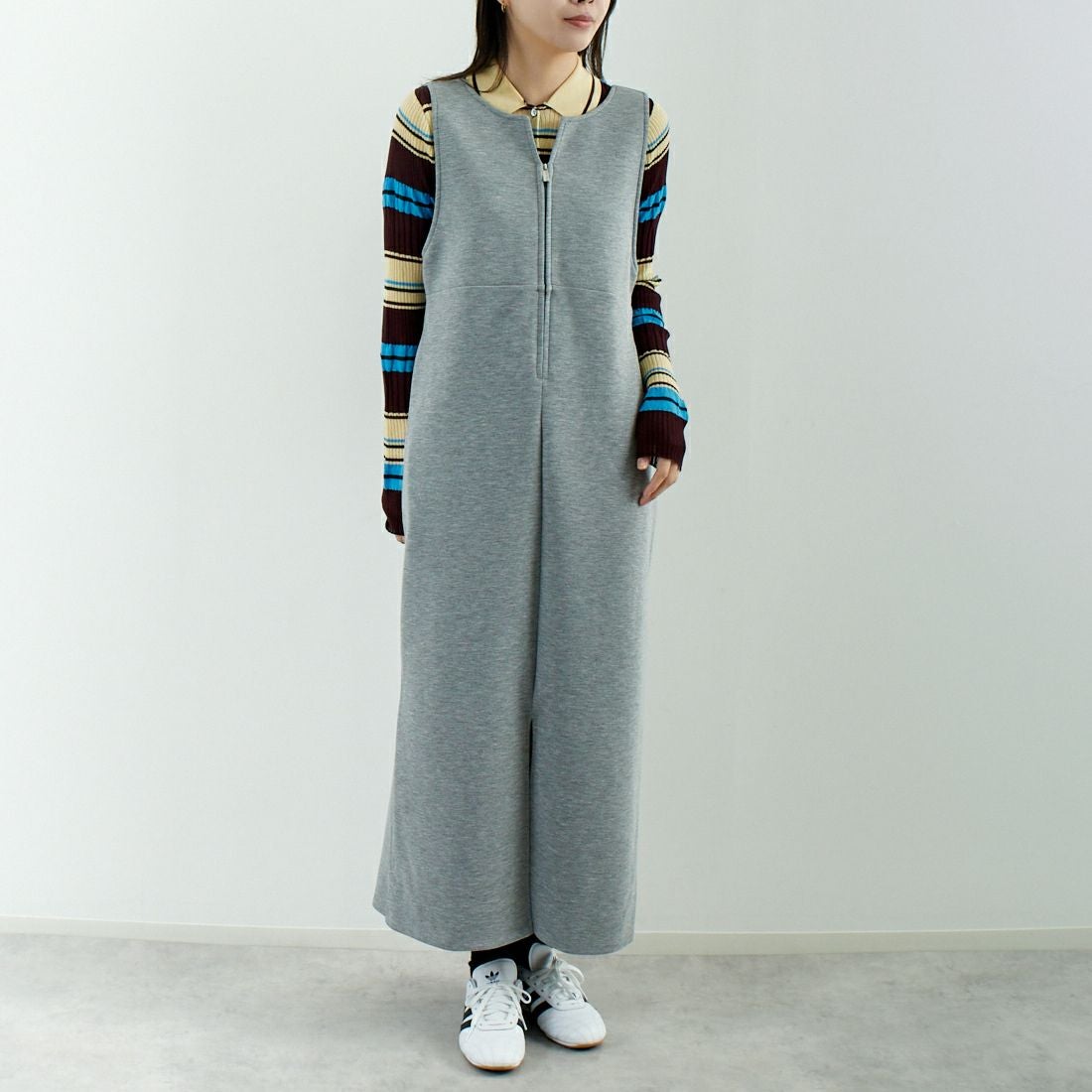 Maison de L'allure [メゾン ドゥ ラリュール] 2WAYダンボールニットジャンスカ [M24142019] 07 GRAY &&モデル身長：167cm 着用サイズ：F&&