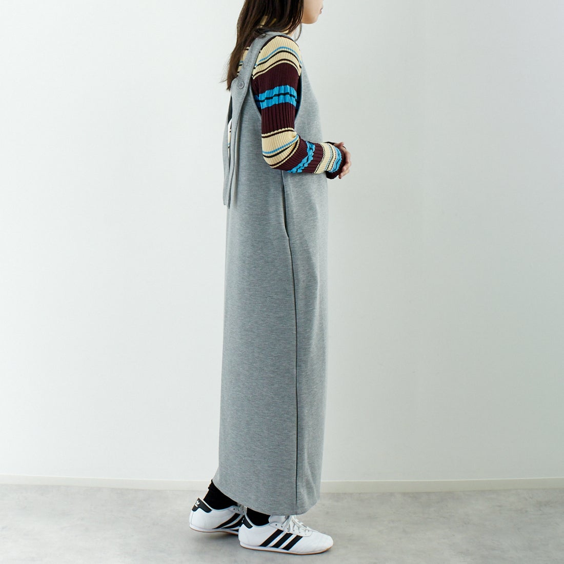 Maison de L'allure [メゾン ドゥ ラリュール] 2WAYダンボールニットジャンスカ [M24142019] 07 GRAY &&モデル身長：167cm 着用サイズ：F&&