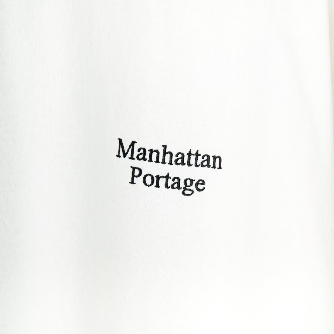 MANHATTAN PORTAGE [マンハッタンポーテージ] 別注 バックフォトプリントTシャツ [25SSMP-IN67-JF] WHITE