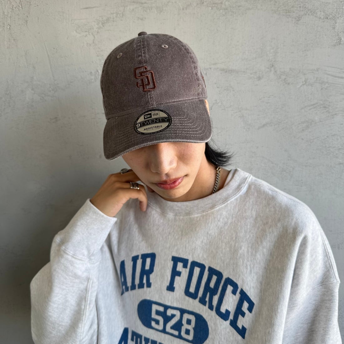 NEW ERA [ニューエラ] 別注 9TWENTY アシッドウォッシュ加工キャップ [14682598-JF] BROWN