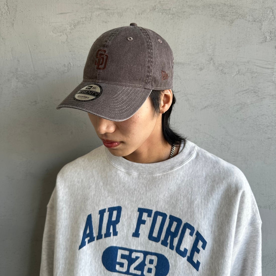 NEW ERA [ニューエラ] 別注 9TWENTY アシッドウォッシュ加工キャップ [14682598-JF] BROWN