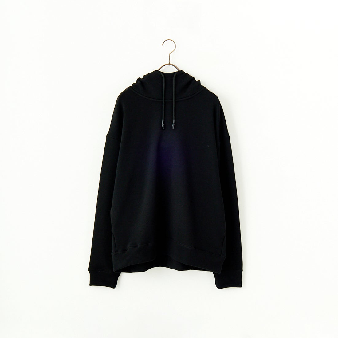 700 BLACK