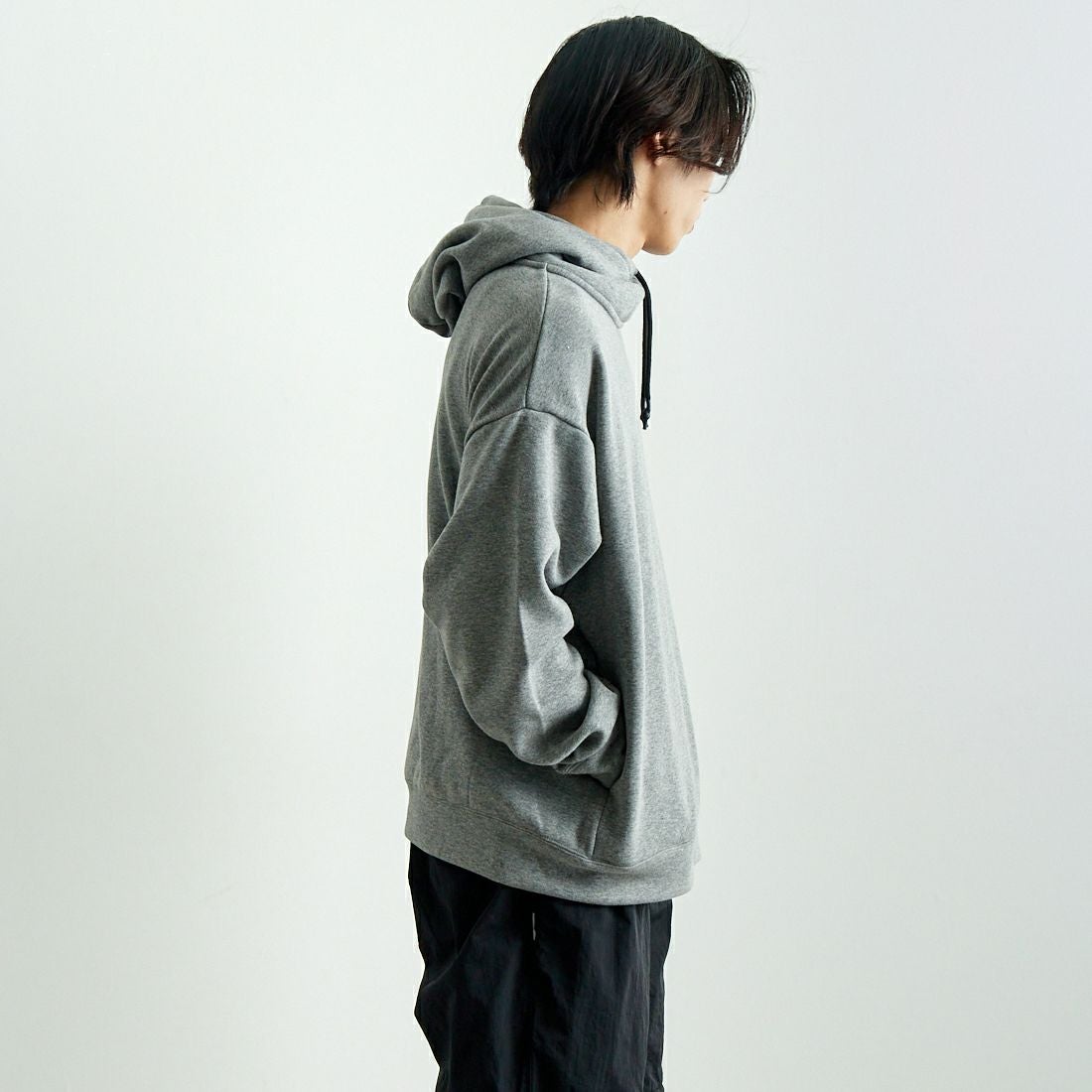 SLICK [スリック] ムートンジャージハイネックパーカー [5155930] 801 H.GRAY &&モデル身長：179cm 着用サイズ：2&&