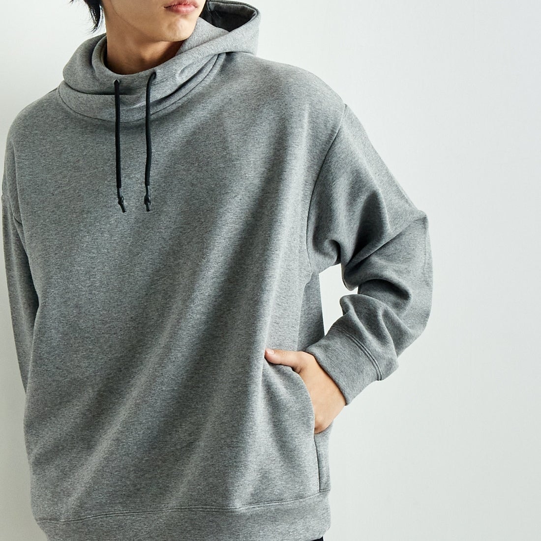 SLICK [スリック] ムートンジャージハイネックパーカー [5155930] 801 H.GRAY &&モデル身長：179cm 着用サイズ：2&&