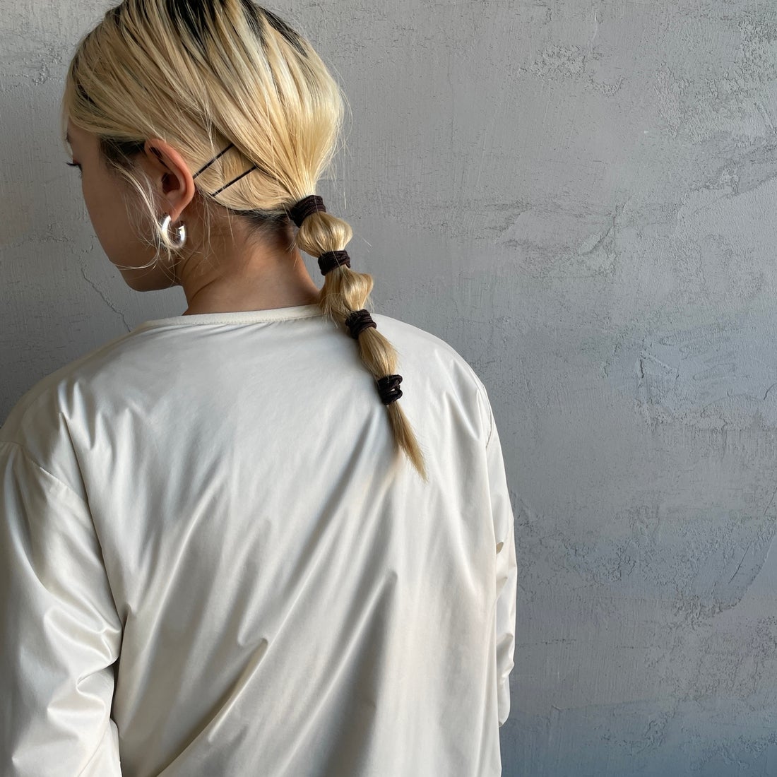 DANTON [ダントン] インサレーションノーカラージャケット [DT-A0632SNT] IVORY &&モデル身長：150cm 着用サイズ：S&&
