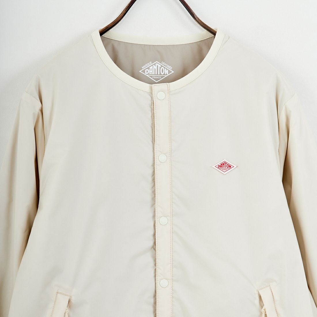 DANTON [ダントン] インサレーションノーカラージャケット [DT-A0632SNT] IVORY
