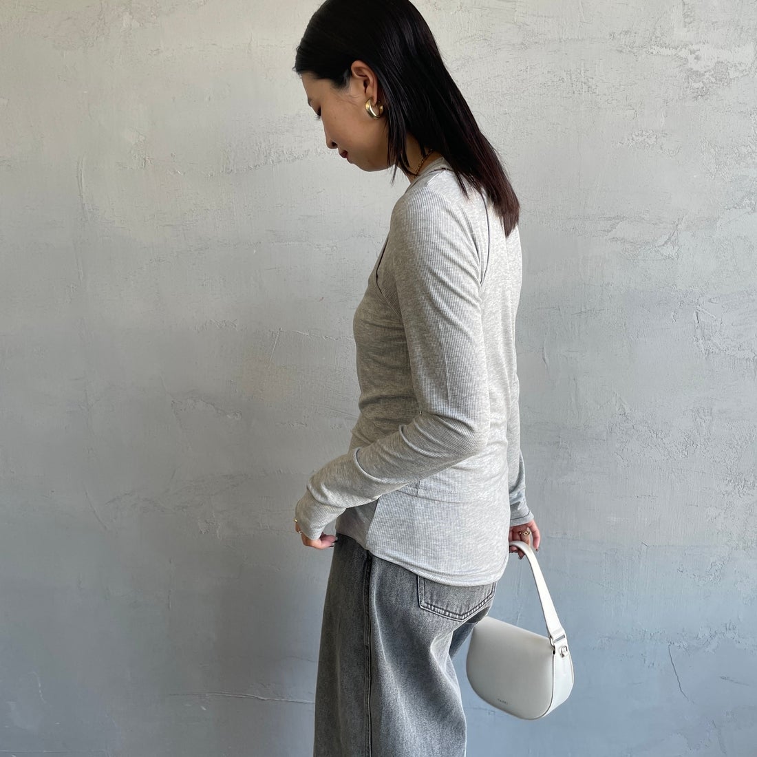 nenom [ネノム] 2ピース アメスリレイヤードシアーカットソー [NE25112004] 07 GRAY &&モデル身長：163cm 着用サイズ：F&&