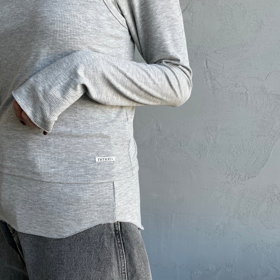 nenom [ネノム] 2ピース アメスリレイヤードシアーカットソー [NE25112004] 07 GRAY &&モデル身長：163cm 着用サイズ：F&&