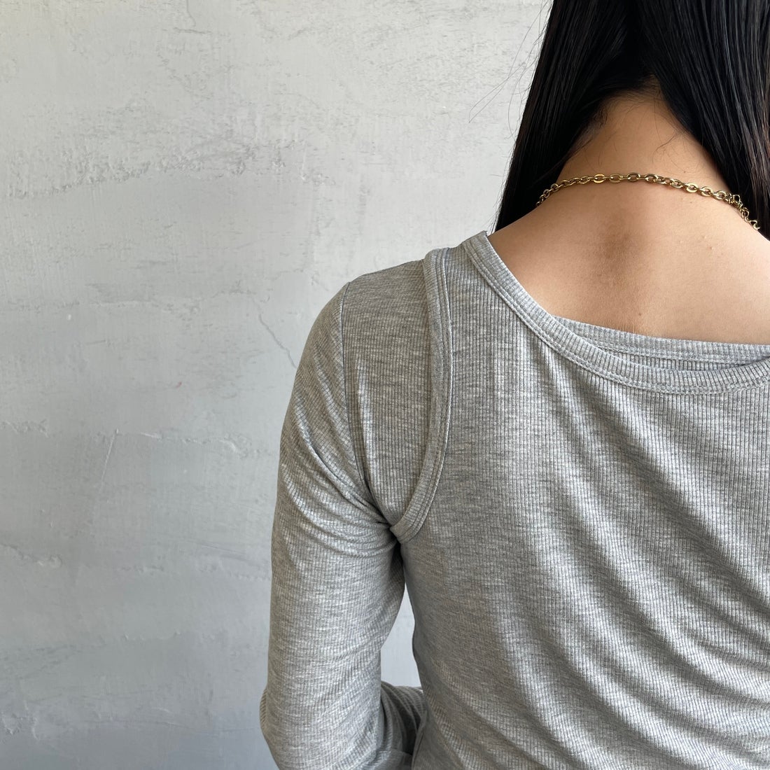nenom [ネノム] 2ピース アメスリレイヤードシアーカットソー [NE25112004] 07 GRAY &&モデル身長：163cm 着用サイズ：F&&