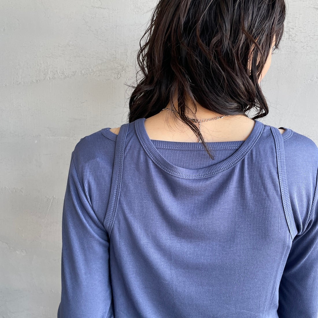 nenom [ネノム] 2ピース アメスリレイヤードシアーカットソー [NE25112004] 12 BLUE &&モデル身長：160cm 着用サイズ：F&&