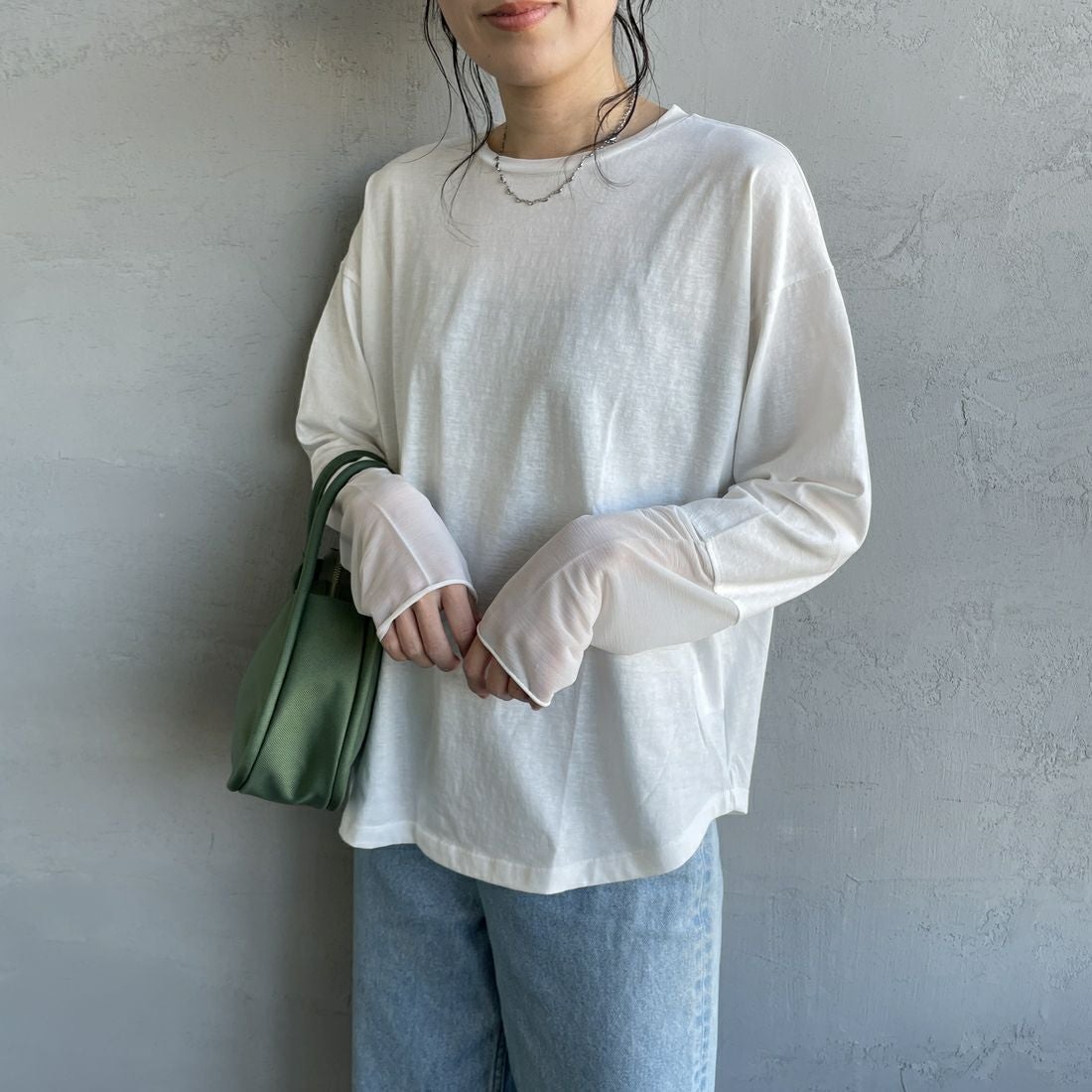 nenom [ネノム] 袖シアー切り替え ロングスリーブカットソー [NE23142058] 02 OFF &&モデル身長：160cm 着用サイズ：F&&