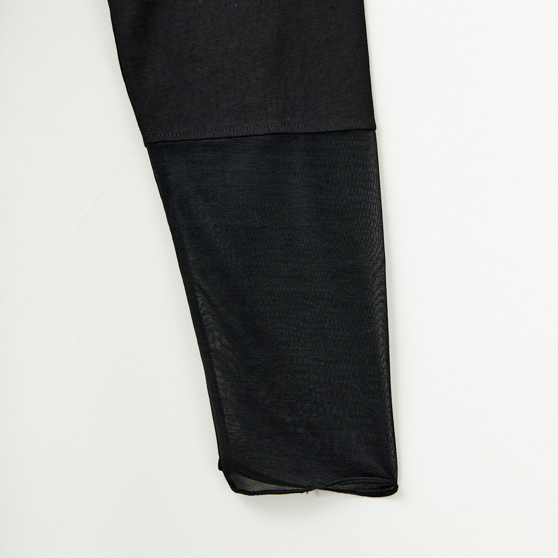 nenom [ネノム] 袖シアー切り替え ロングスリーブカットソー [NE23142058] 09 BLACK