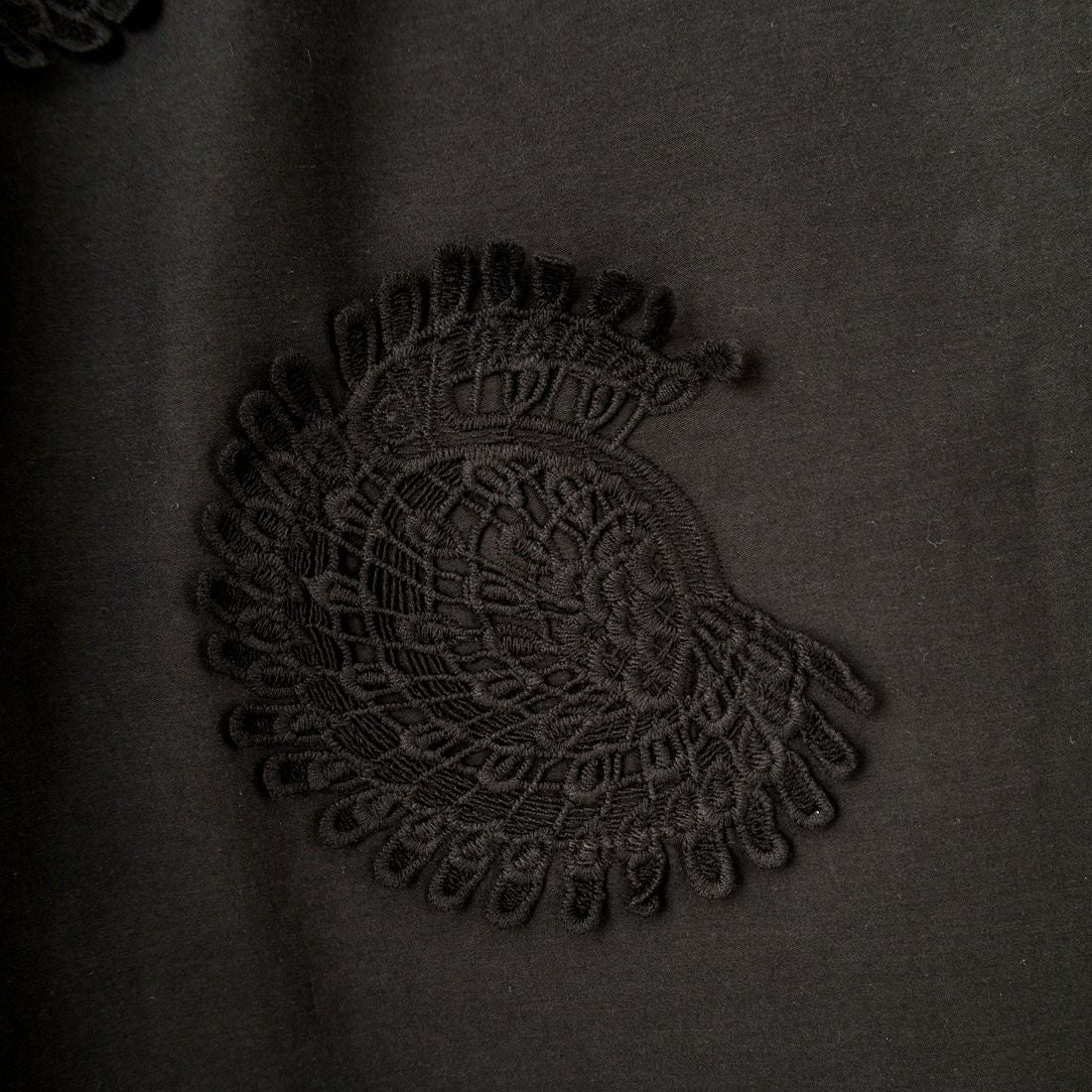 ESTROISLOSE [エストゥロワルーズ] モチーフ刺繍コットンサテンギャザーパンツ [EB24403] 99 BLACK