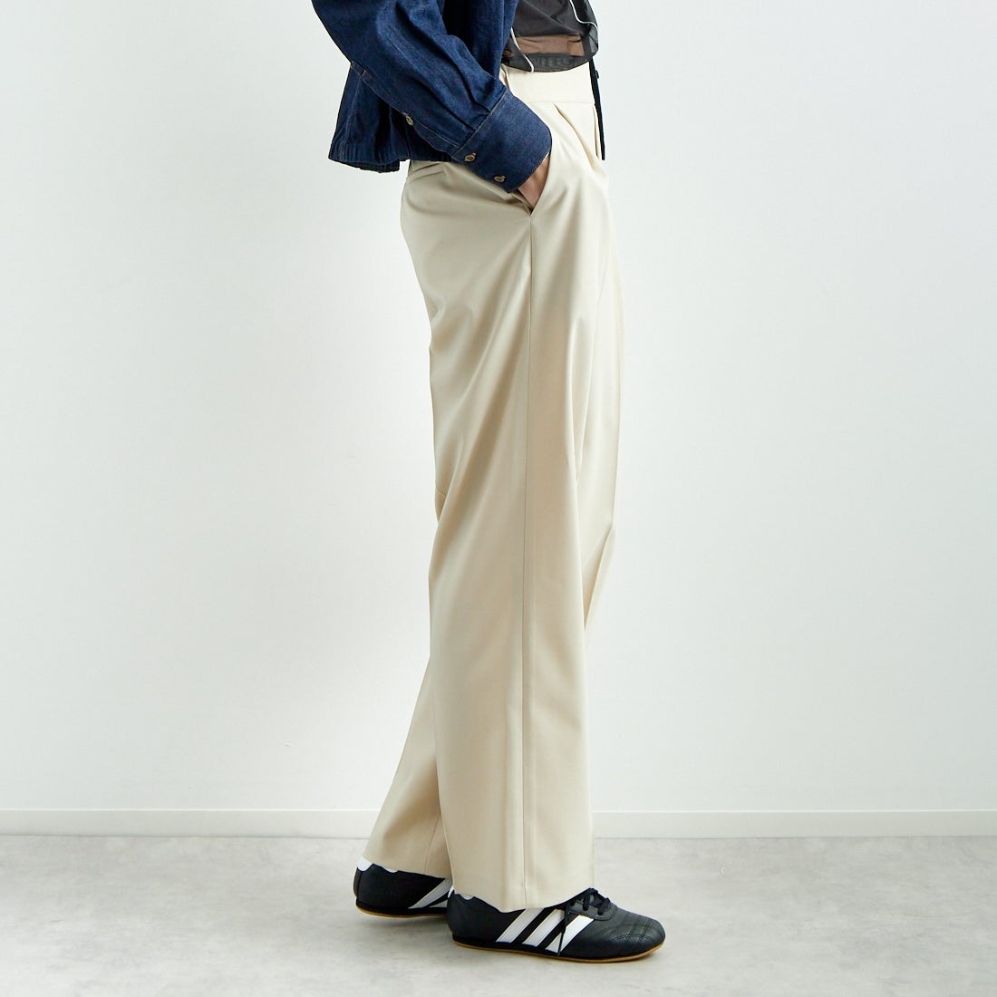 Jeans Factory Clothes [ジーンズファクトリークローズ] ストレッチツイルセミワイドパンツ [M-8139] 810 ｸﾞﾚｰｼﾞ &&モデル身長：167cm 着用サイズ：38&&