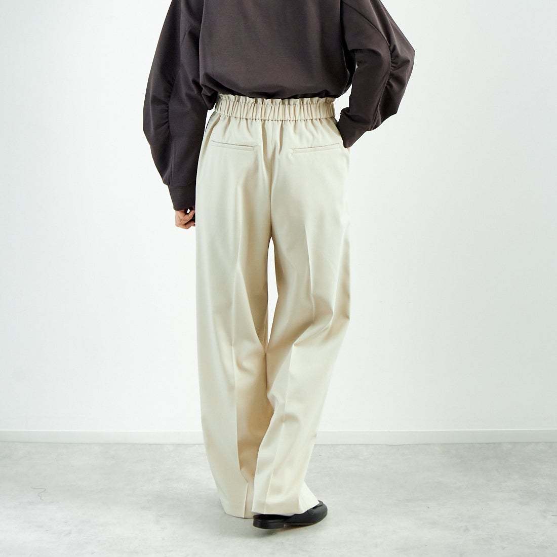 Jeans Factory Clothes [ジーンズファクトリークローズ] ストレッチツイルセミワイドパンツ [M-8139] 810 ｸﾞﾚｰｼﾞ &&モデル身長：160cm 着用サイズ：36&&