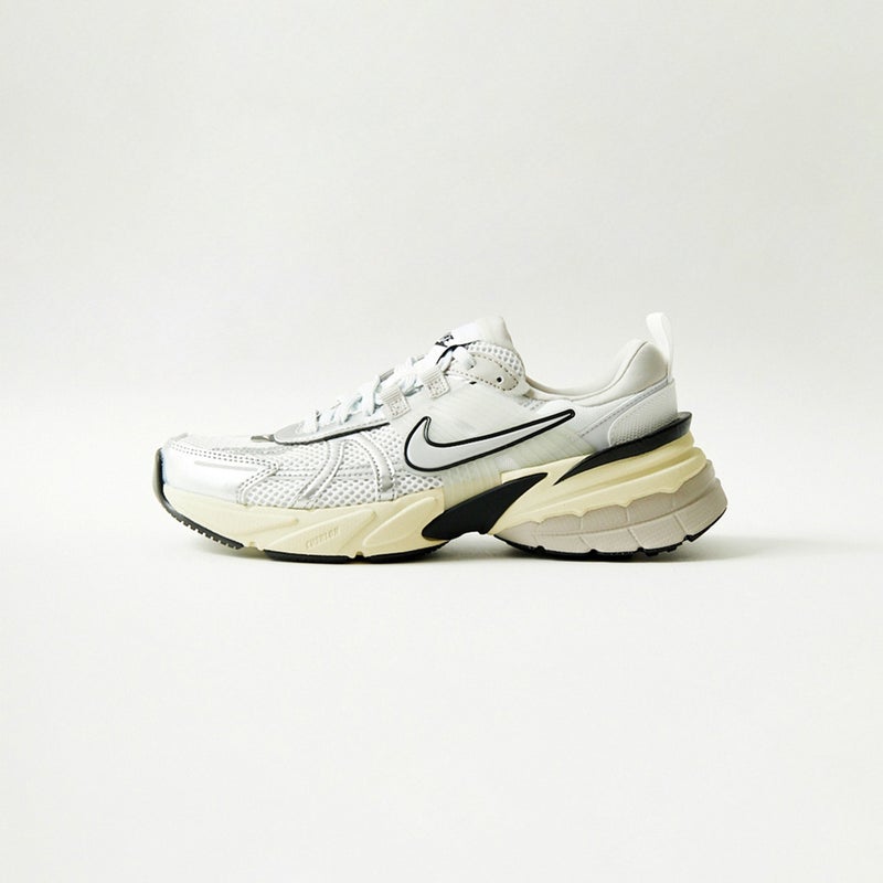 NIKE [ナイキ] V2K ラン [HJ4497]｜ジーンズファクトリー公式通販 