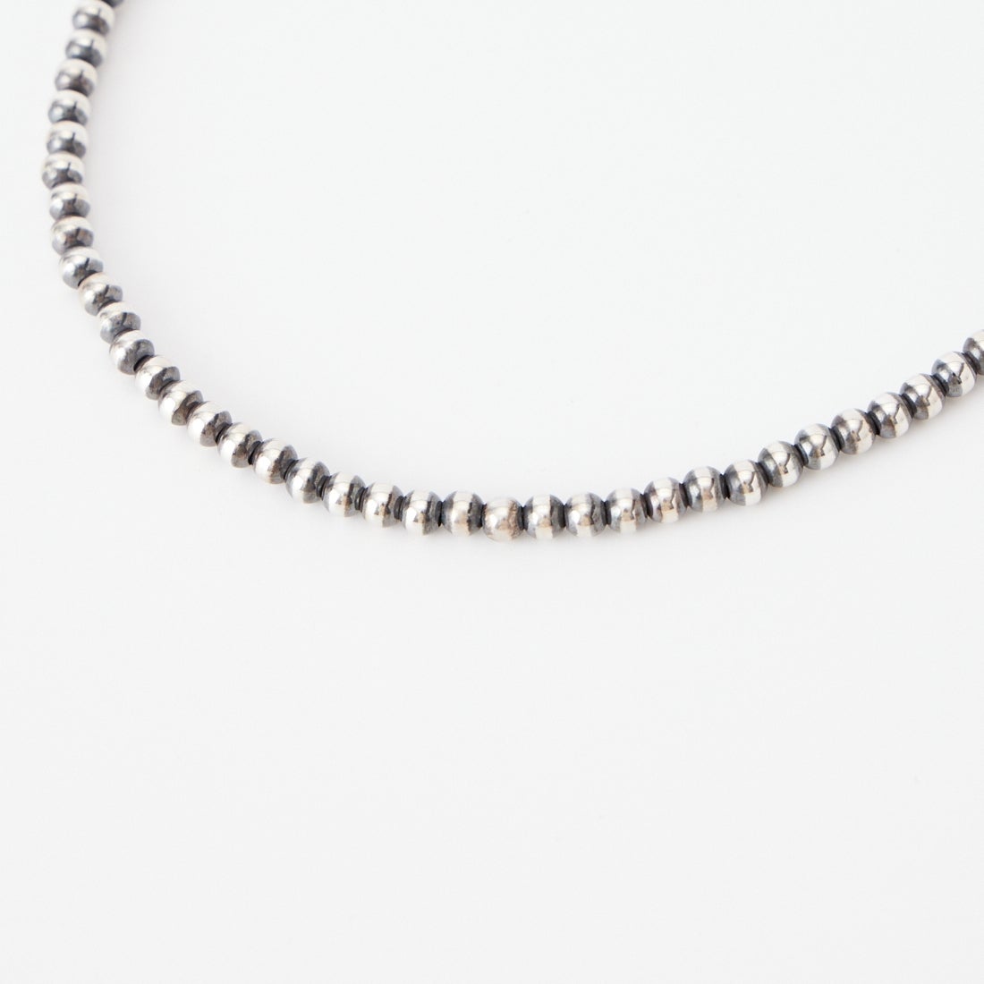 ERICKA NICOLAS BEGAY [エリッカ ニコラス ビゲイ] ナバホパール ネックレス [EB100001000-4-50] OXDISE