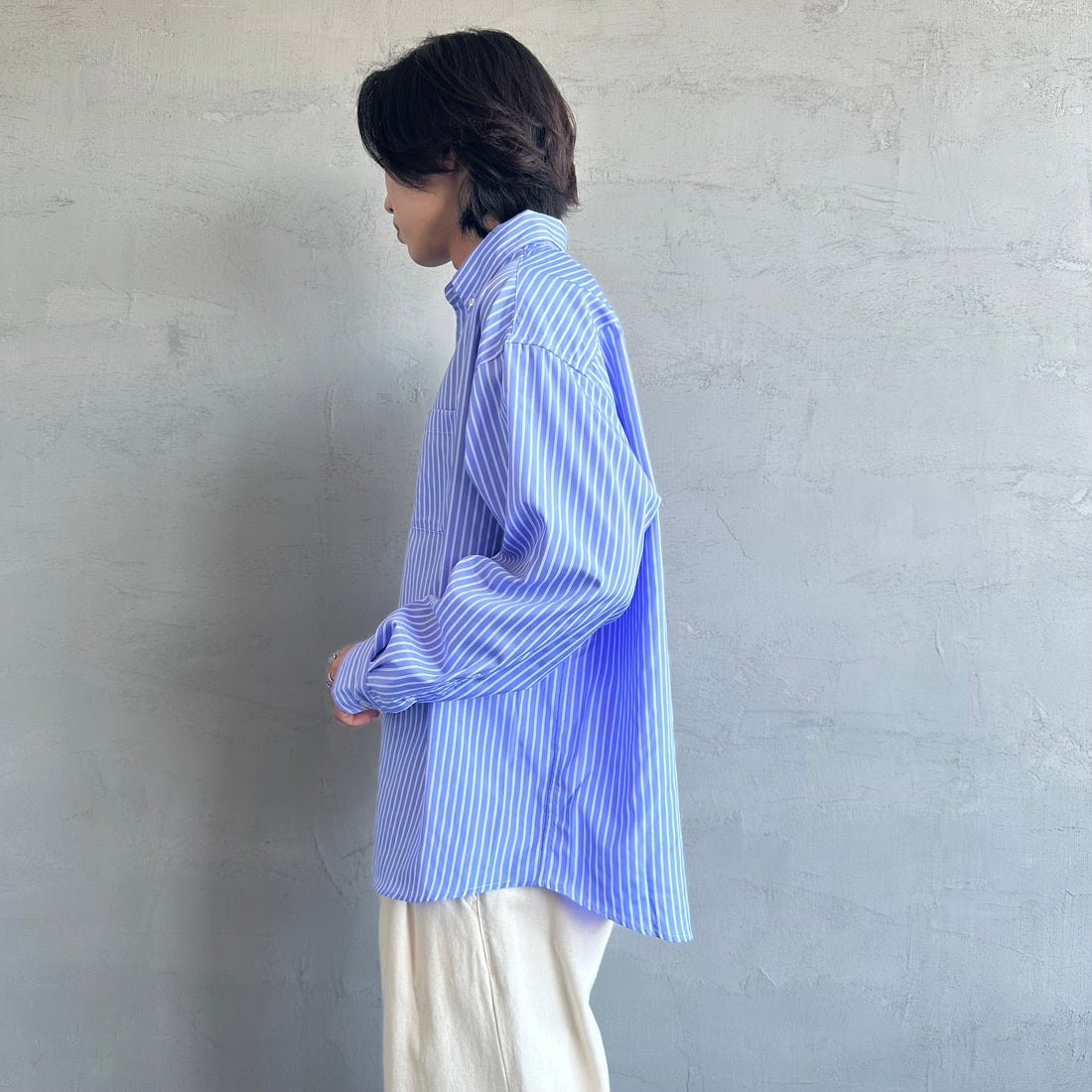 Jeans Factory Clothes [ジーンズファクトリークローズ] ビッグボタンダウンシャツ [JFC-251-017] D BLU ST &&モデル身長：179cm 着用サイズ：L&&