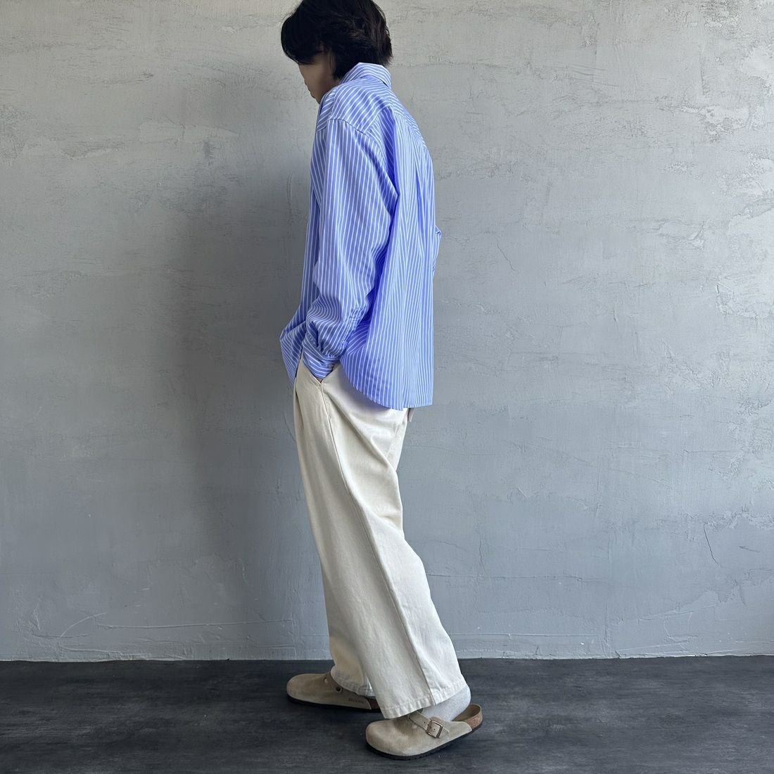 Jeans Factory Clothes [ジーンズファクトリークローズ] ビッグボタンダウンシャツ [JFC-251-017] D BLU ST &&モデル身長：179cm 着用サイズ：L&&