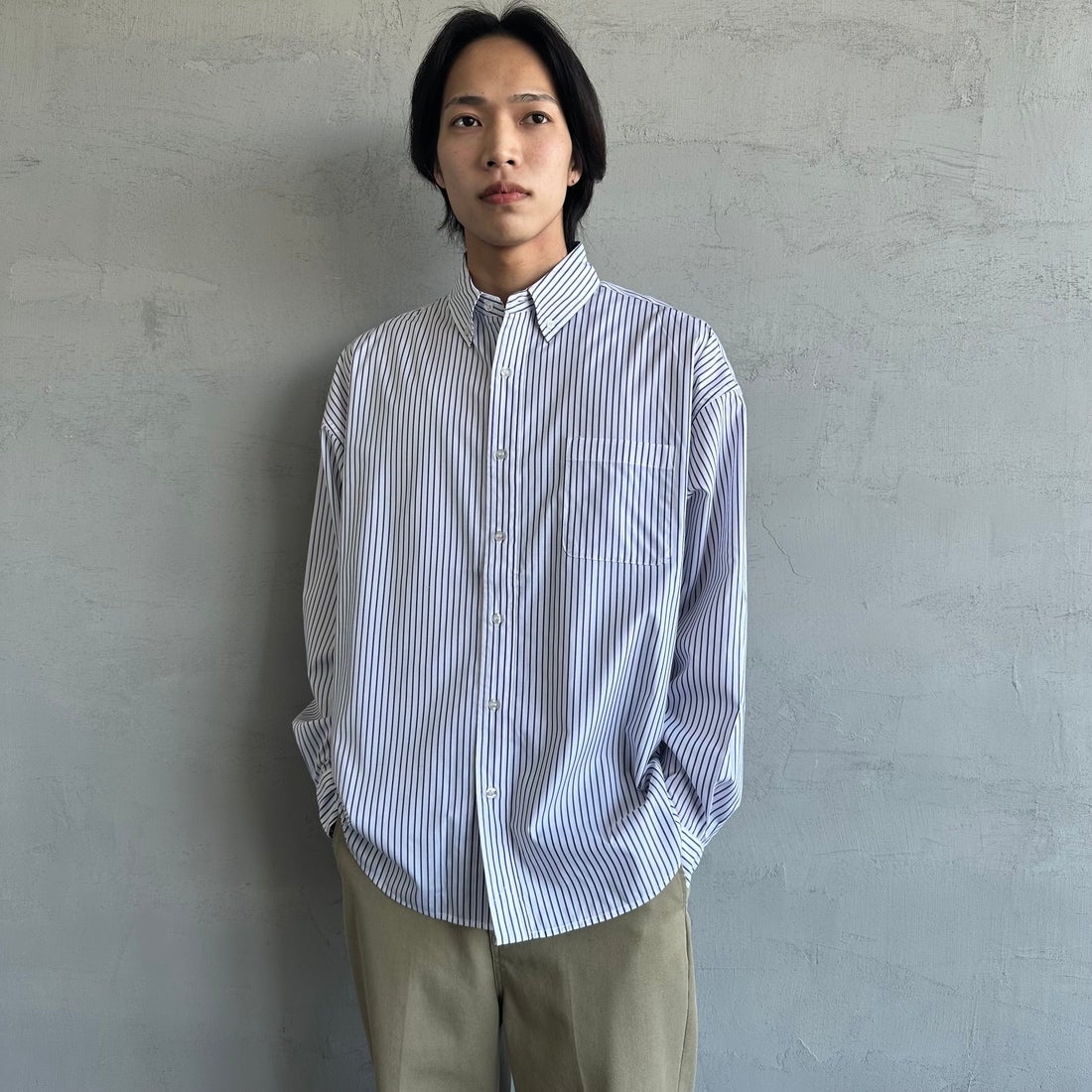 Jeans Factory Clothes [ジーンズファクトリークローズ] ビッグボタンダウンシャツ [JFC-251-017] A WH/NV ST &&モデル身長：179cm 着用サイズ：L&&