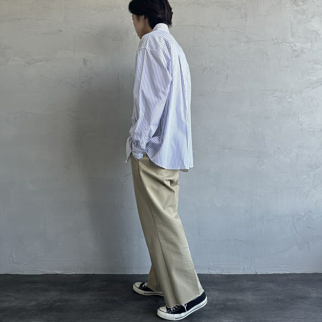 Jeans Factory Clothes [ジーンズファクトリークローズ] ビッグボタンダウンシャツ [JFC-251-017] A WH/NV ST &&モデル身長：179cm 着用サイズ：L&&