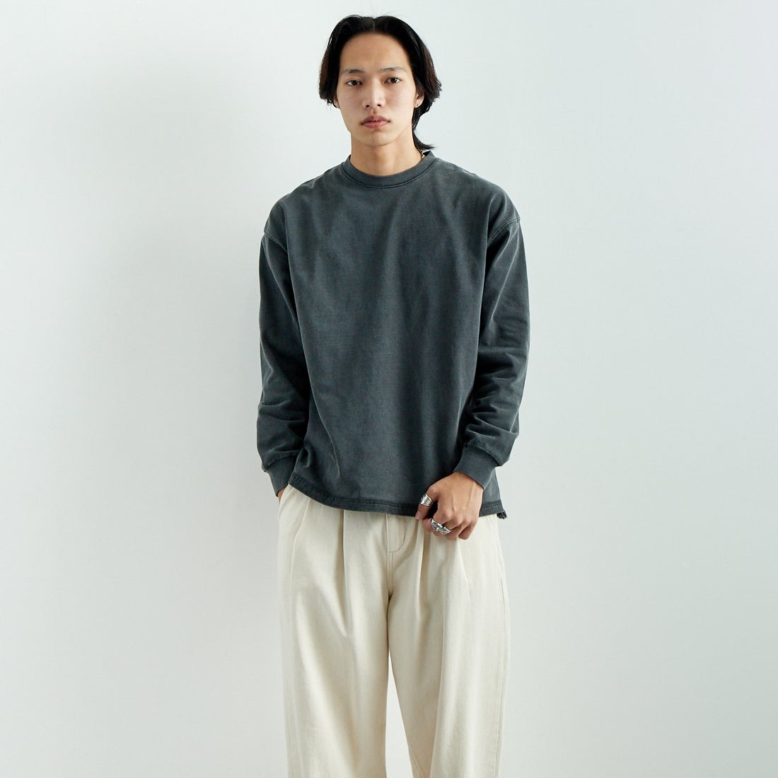 HELLO CALIF [ハローカリフ] HAV-A-HANK バンダナTシャツ [651032] BLACK &&モデル身長：179cm 着用サイズ：M&&