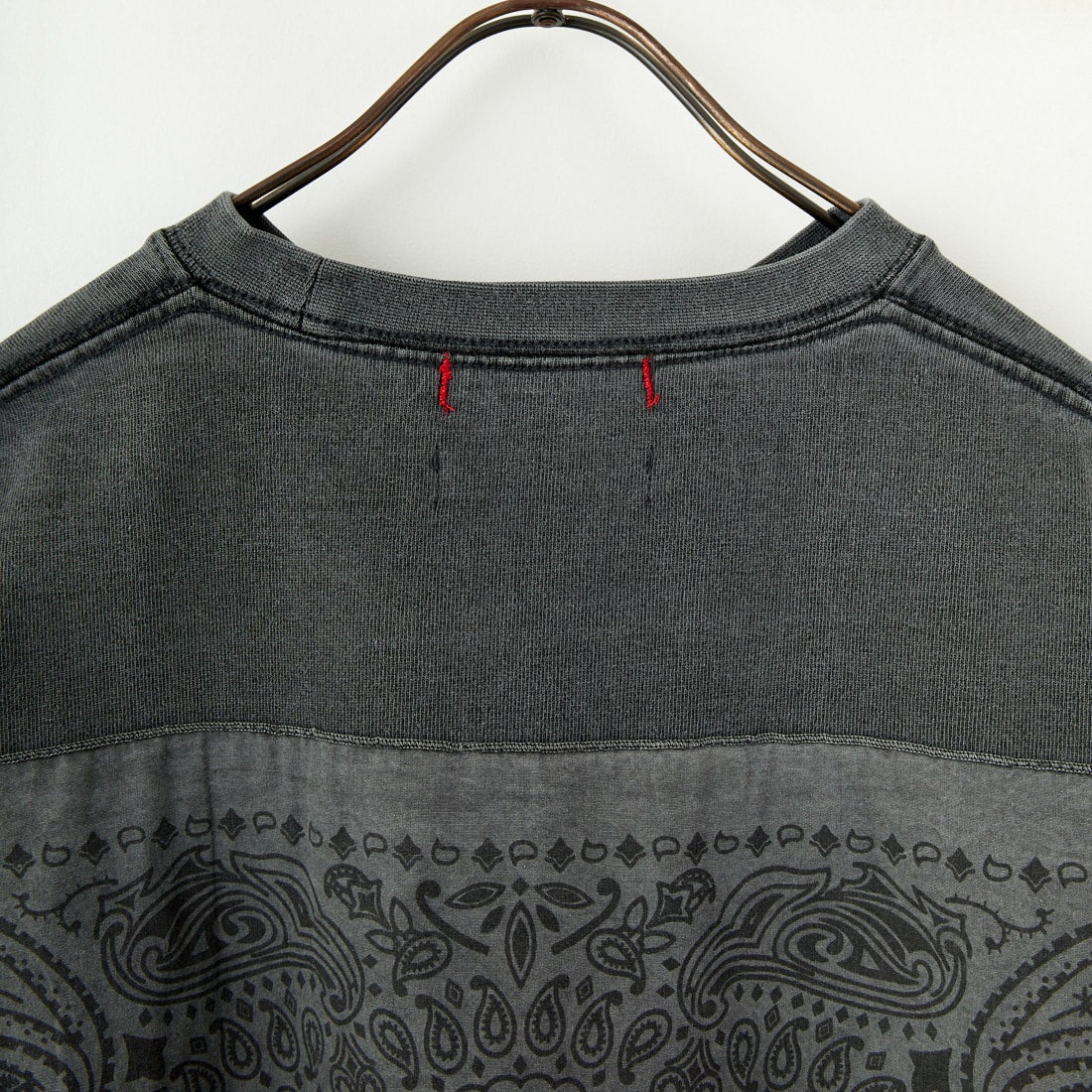 HELLO CALIF [ハローカリフ] HAV-A-HANK バンダナTシャツ [651032] BLACK