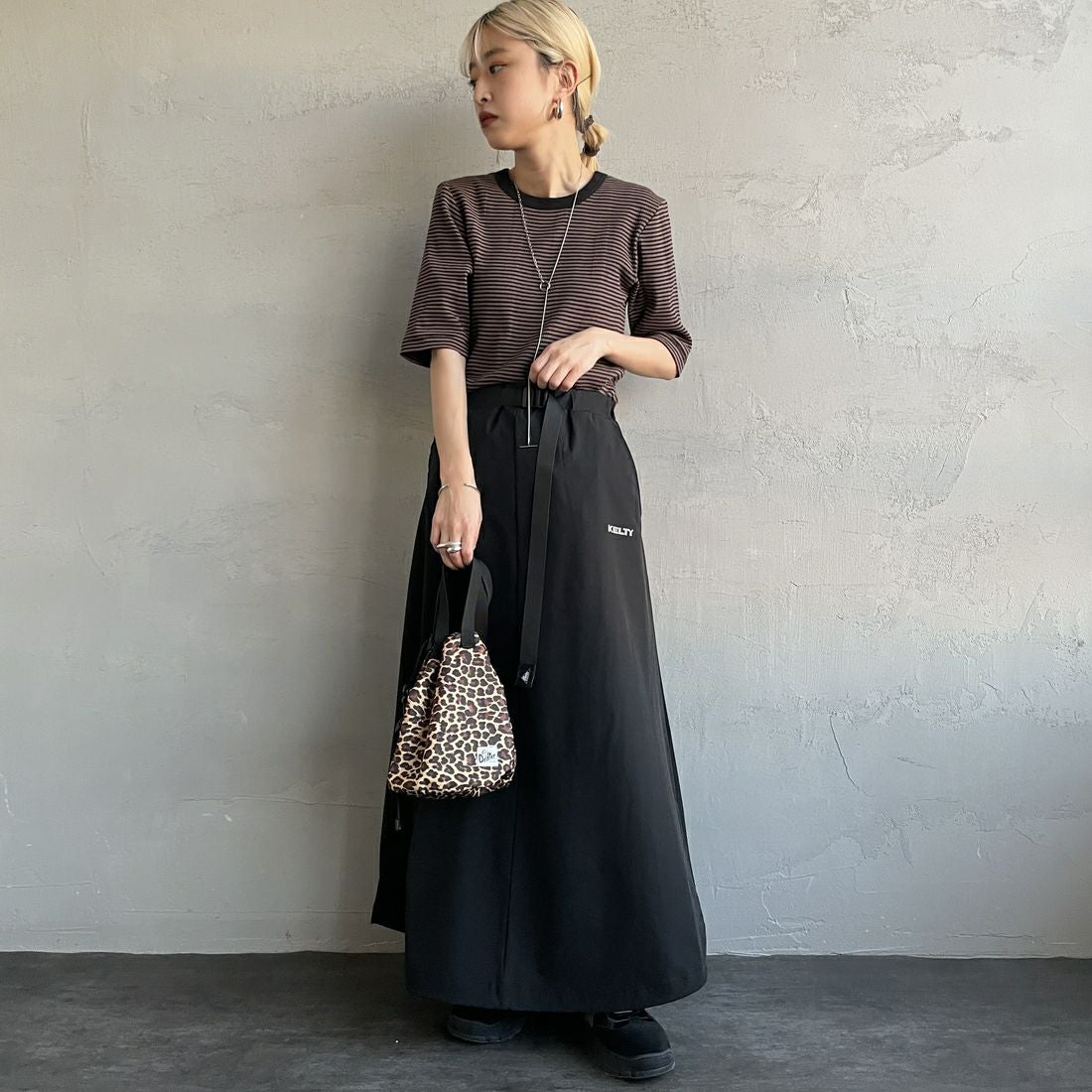 KELTY [ケルティ] 別注 ラッシュコンフォート ナイロンドロストスカート [KE252W30IN03-JF] ﾌﾞﾗｯｸ &&モデル身長：150cm 着用サイズ：M&&