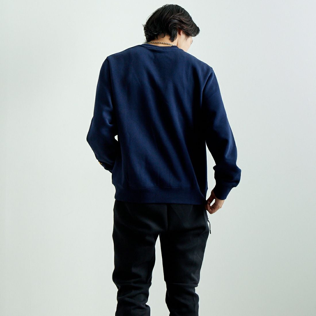 NIKE [ナイキ] クラブフリースクルーネックスウェット [HJ2174] 451 OBSIDI &&モデル身長：179cm 着用サイズ：L&&