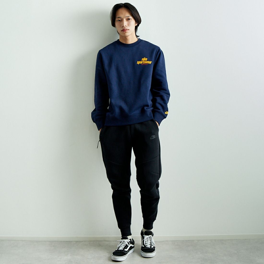 NIKE [ナイキ] クラブフリースクルーネックスウェット [HJ2174] 451 OBSIDI &&モデル身長：179cm 着用サイズ：L&&