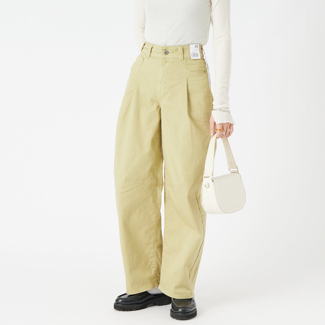 14 BEIGE&&モデル身長：162cm 着用サイズ：XS&&