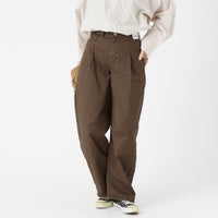 12 BROWN&&モデル身長：162cm 着用サイズ：XS&&