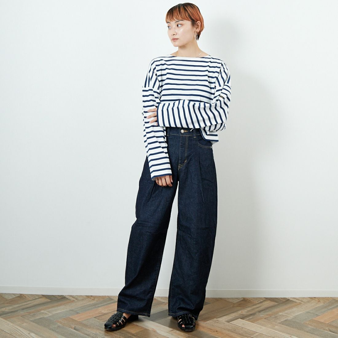 SOMETHING [サムシング] HANAタックカーブデニムパンツ [SEA880] 00 O.W &&モデル身長：160cm 着用サイズ：S&&