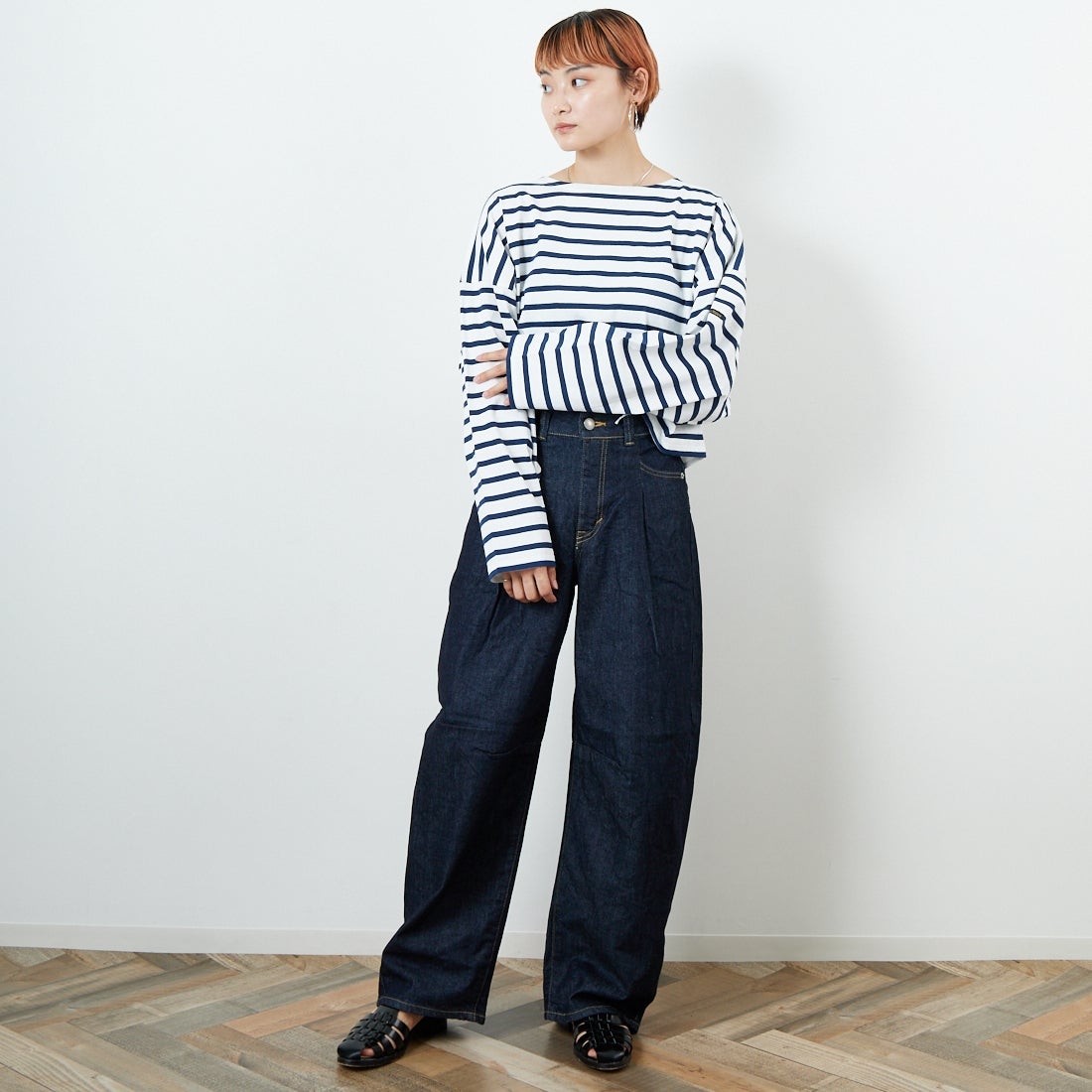 SOMETHING [サムシング] HANAタックカーブデニムパンツ [SEA880] 00 O.W &&モデル身長：160cm 着用サイズ：S&&