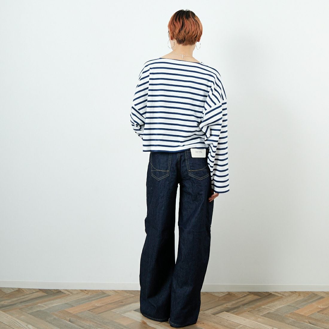 SOMETHING [サムシング] HANAタックカーブデニムパンツ [SEA880] 00 O.W &&モデル身長：160cm 着用サイズ：S&&