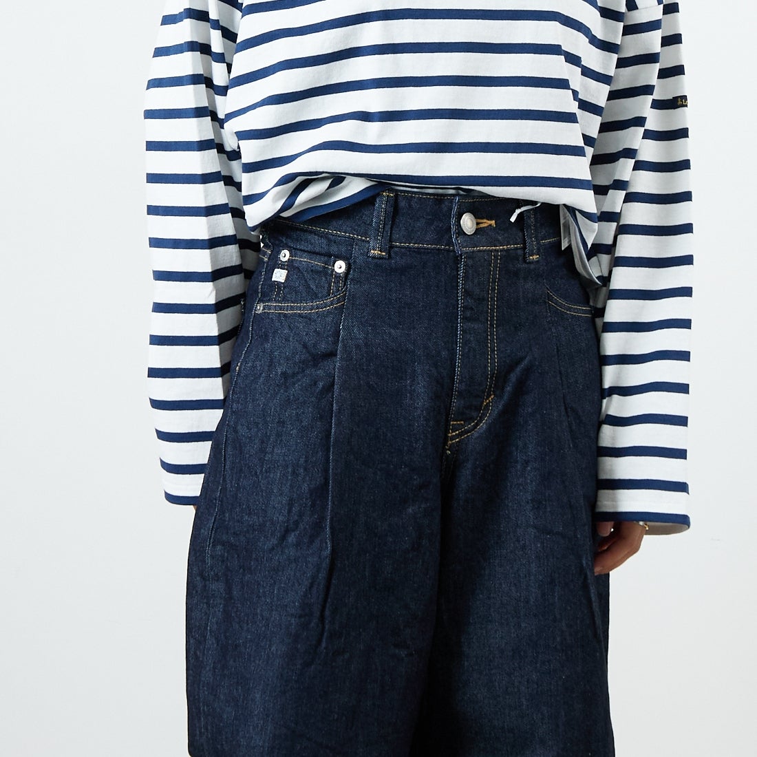 サムシングさん＠土日受取不可 ……20足 SOMETHING [サムシング] HANAタックカーブデニムパンツ [SEA880