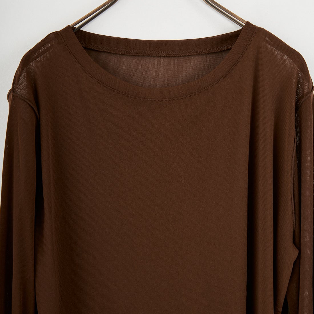 nenom [ネノム] クルーネック シアーカットソー [NE25112034] 28 BROWN