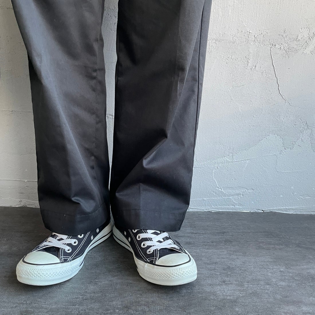 Jeans Factory Clothes [ジーンズファクトリークローズ] 2タックチノパンツ [IN13-PT-5] ﾌﾞﾗｯｸ &&モデル身長：160cm 着用サイズ：M&&