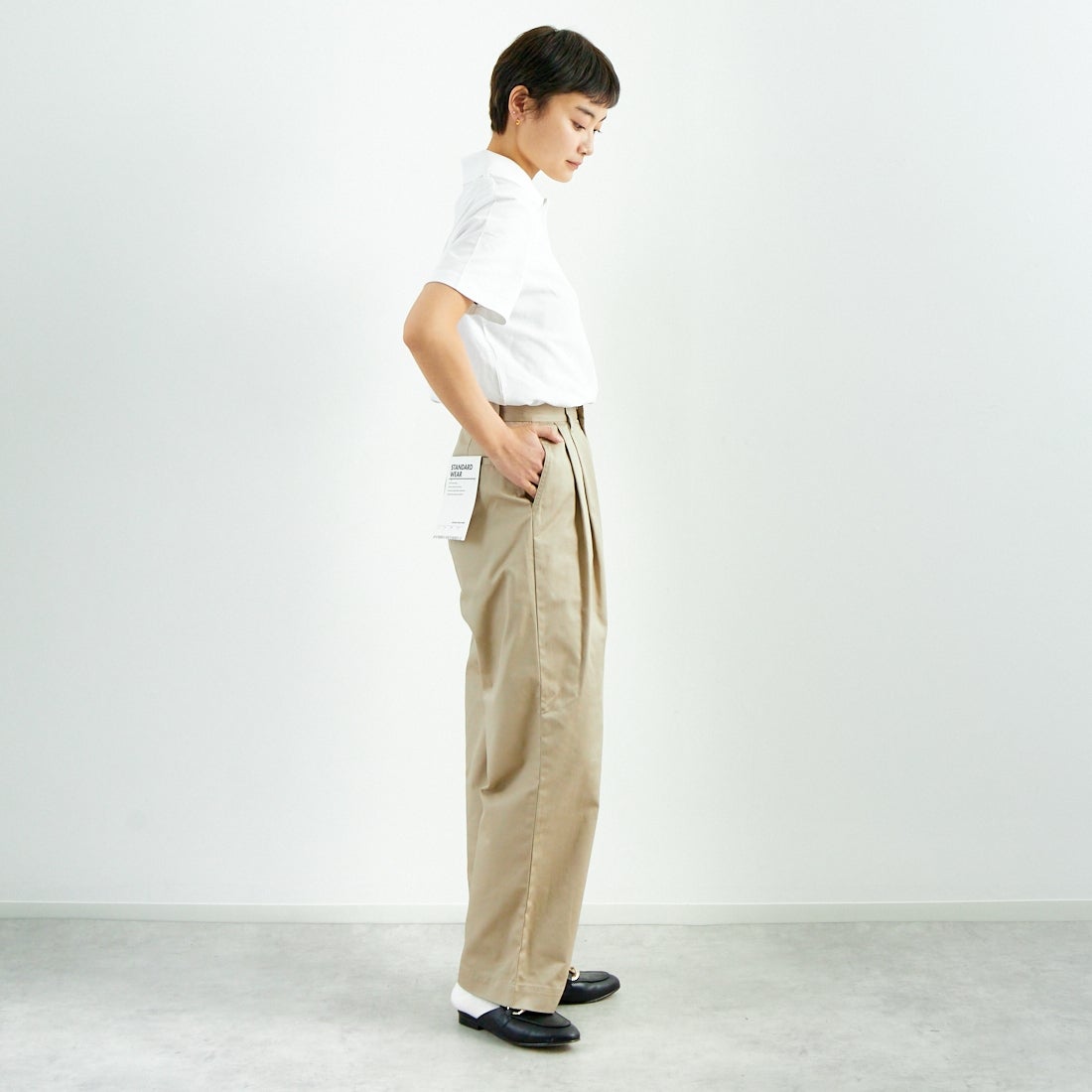 Jeans Factory Clothes [ジーンズファクトリークローズ] 2タックチノパンツ [IN13-PT-5] ﾍﾞｰｼﾞｭ &&モデル身長：160cm 着用サイズ：M&&