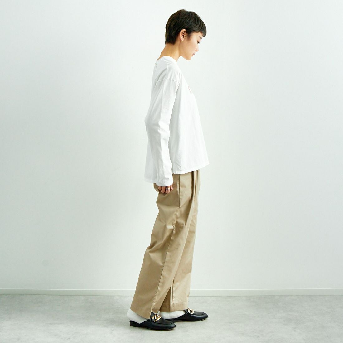 Jeans Factory Clothes [ジーンズファクトリークローズ] 2タックチノパンツ [IN13-PT-5] ﾍﾞｰｼﾞｭ &&モデル身長：160cm 着用サイズ：M&&