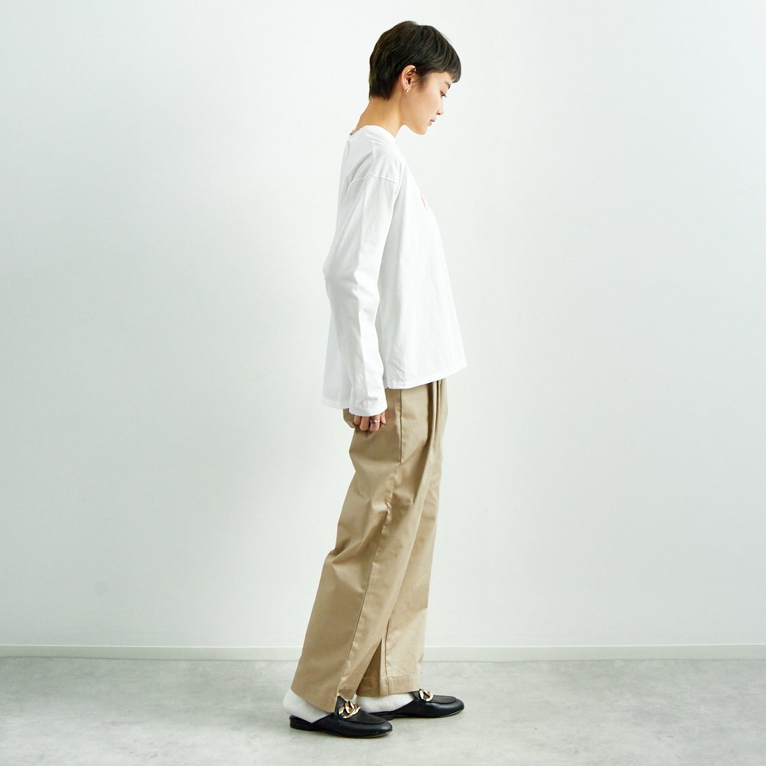 Jeans Factory Clothes [ジーンズファクトリークローズ] 2タックチノパンツ [IN13-PT-5] ﾍﾞｰｼﾞｭ &&モデル身長：160cm 着用サイズ：M&&