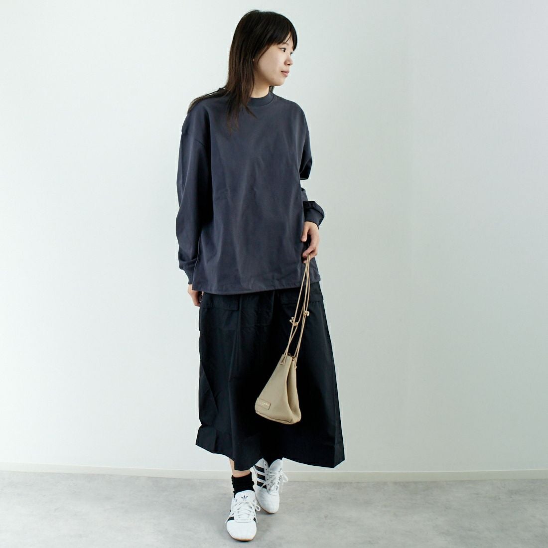 SLICK [スリック] MVS天竺 ロングスリーブドロストTシャツ [5155848] 720 COAL B &&モデル身長：167cm 着用サイズ：0&&