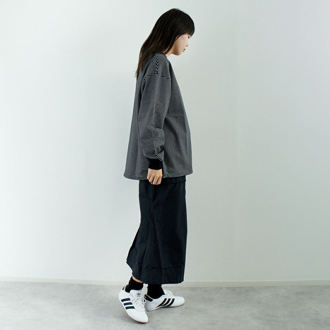 SLICK [スリック] MVS天竺 ロングスリーブドロストボーダーTシャツ [5155849] 700 BLK/WH &&モデル身長：167cm 着用サイズ：0&&