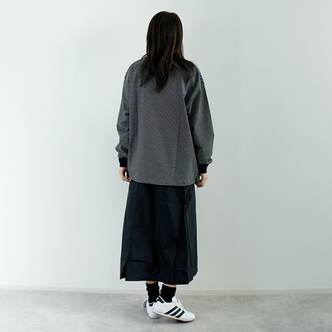 SLICK [スリック] MVS天竺 ロングスリーブドロストボーダーTシャツ [5155849] 700 BLK/WH &&モデル身長：167cm 着用サイズ：0&&