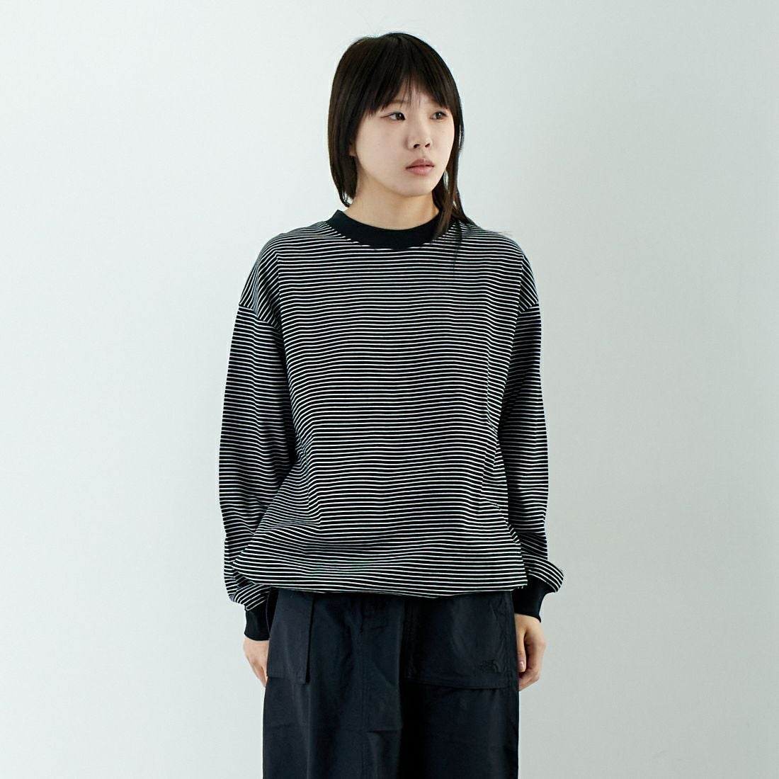 SLICK [スリック] MVS天竺 ロングスリーブドロストボーダーTシャツ [5155849] 700 BLK/WH &&モデル身長：167cm 着用サイズ：0&&