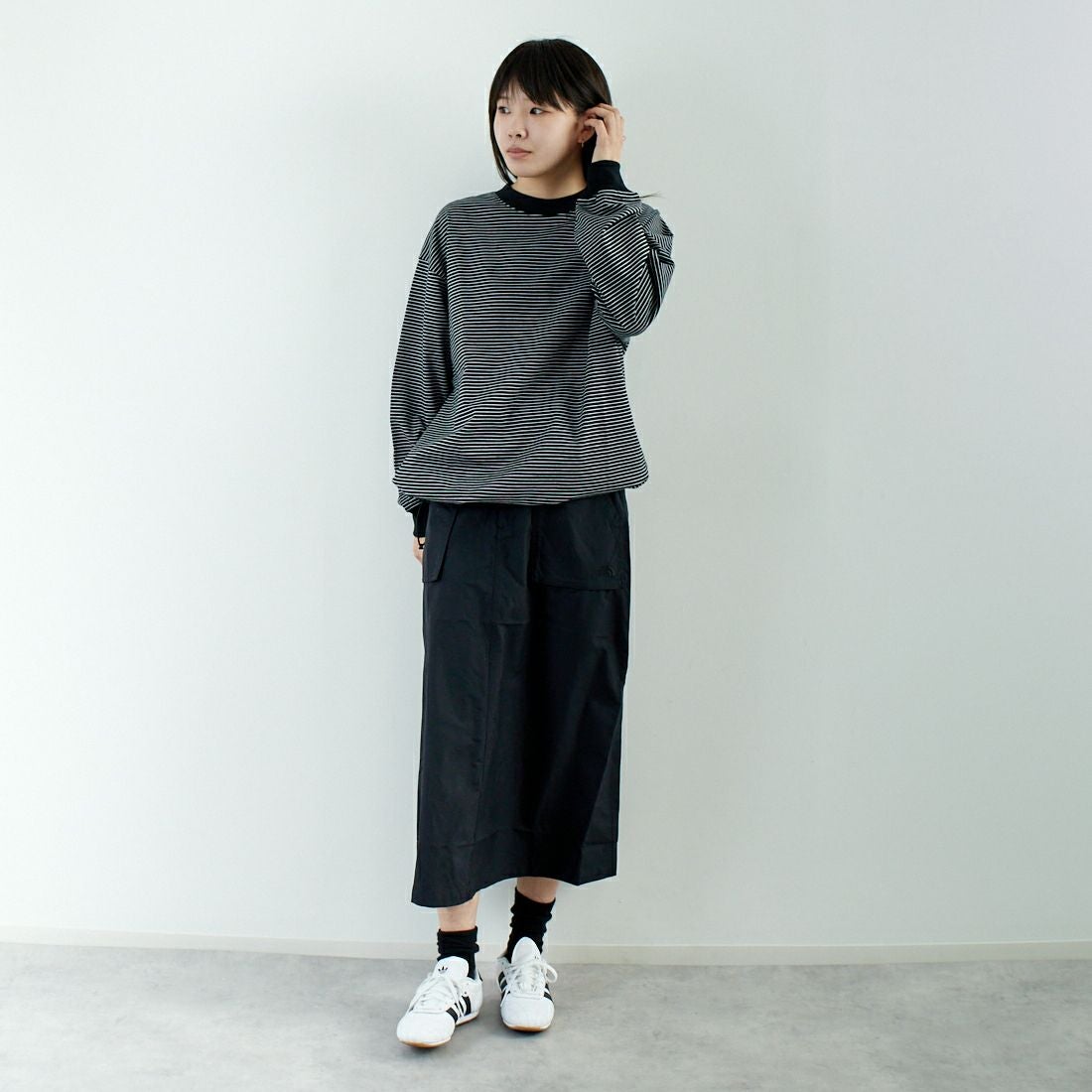 SLICK [スリック] MVS天竺 ロングスリーブドロストボーダーTシャツ [5155849] 700 BLK/WH &&モデル身長：167cm 着用サイズ：0&&