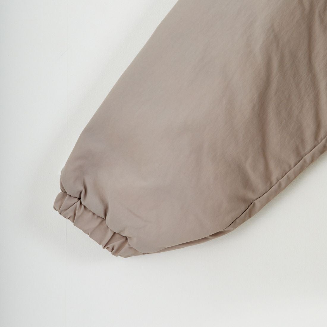 NANGA [ナンガ] ウィメンズ ソフトダウンコーチジャケット [N2501-0J003B] BEG