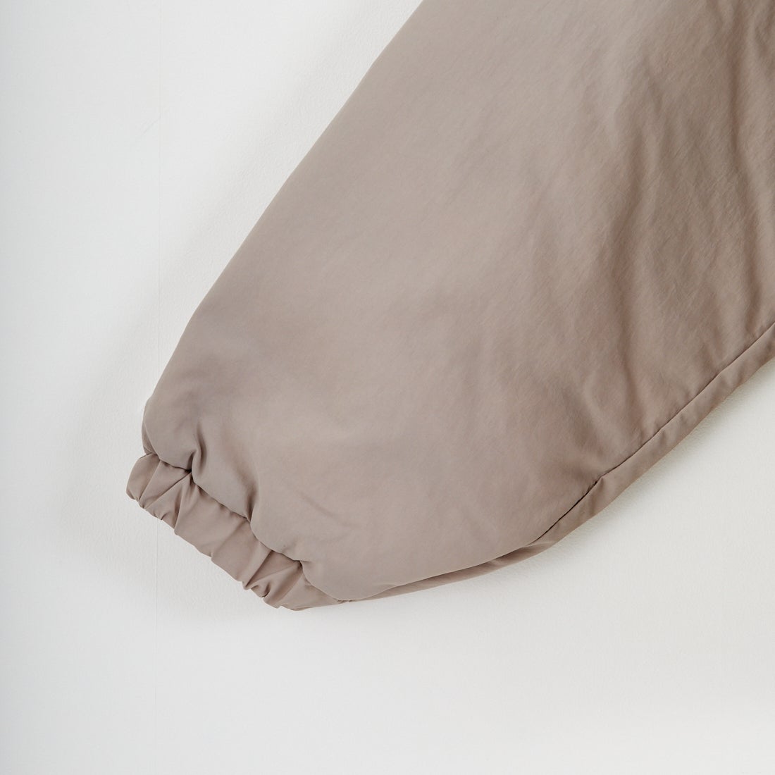 NANGA [ナンガ] ウィメンズ ソフトダウンコーチジャケット [N2501-0J003B] BEG