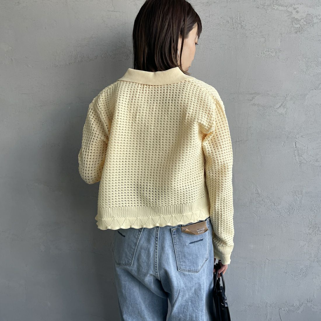 Maison de L'allure [メゾン ドゥ ラリュール] 襟付きメッシュニットプルオーバー [M24141012] 30 CREAM &&モデル身長：158cm 着用サイズ：F&&